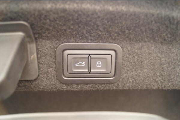 Audi A6 Limousine 50 TFSI e PHEV Quattro Design Edition -LEER-