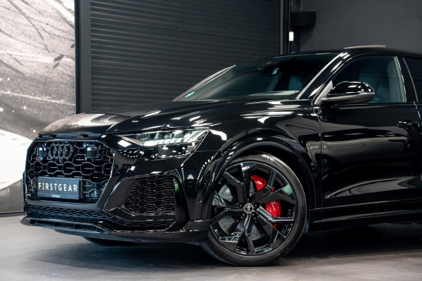 Audi RS Q8 4.0 TFSI quattro *Bang & Olufsen / Panorama / AWD-besturing / Keramisch / RS-Sportuitlaat / Standverwarming / Soft-Close*
