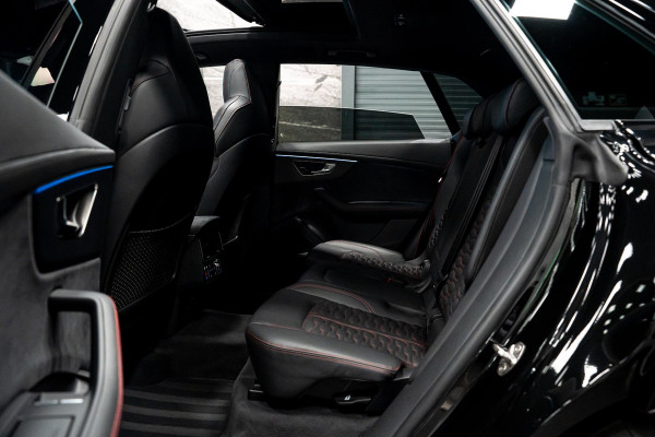 Audi RS Q8 4.0 TFSI quattro *Bang & Olufsen / Panorama / AWD-besturing / Keramisch / RS-Sportuitlaat / Standverwarming / Soft-Close*