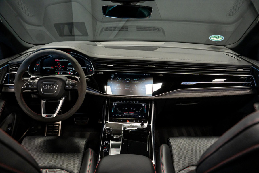 Audi RS Q8 4.0 TFSI quattro *Bang & Olufsen / Panorama / AWD-besturing / Keramisch / RS-Sportuitlaat / Standverwarming / Soft-Close*