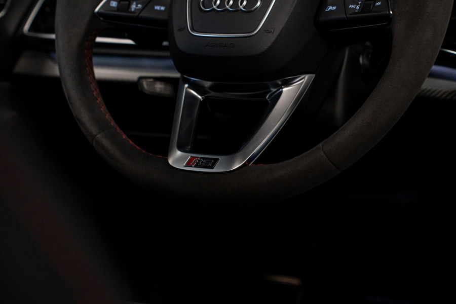 Audi RS Q8 4.0 TFSI quattro *Bang & Olufsen / Panorama / AWD-besturing / Keramisch / RS-Sportuitlaat / Standverwarming / Soft-Close*