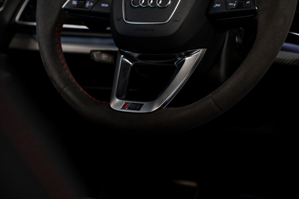 Audi RS Q8 4.0 TFSI quattro *Bang & Olufsen / Panorama / AWD-besturing / Keramisch / RS-Sportuitlaat / Standverwarming / Soft-Close*