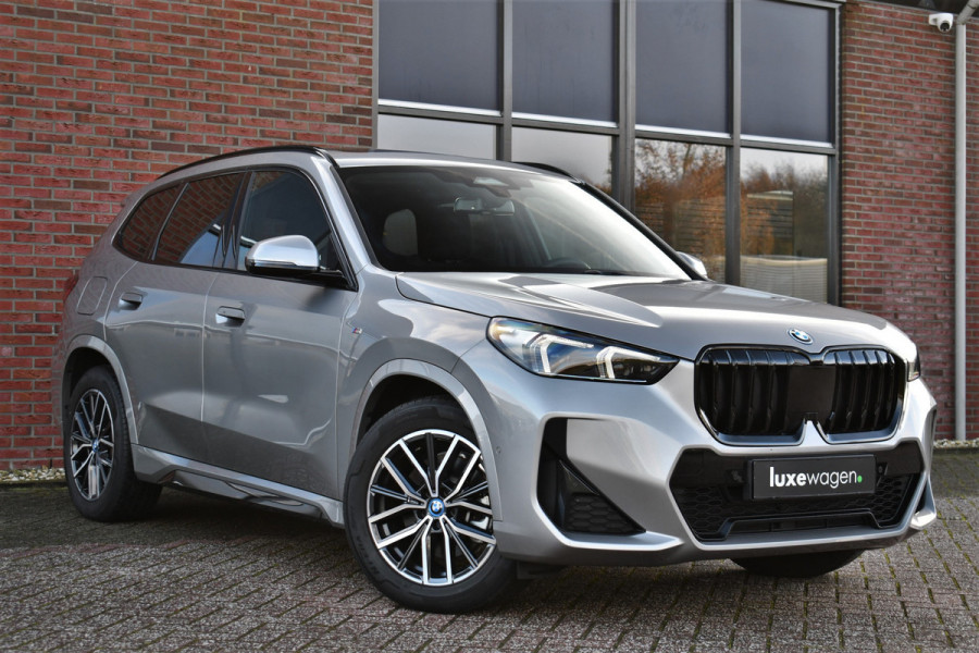 BMW X1 xDrive25e M-Sport Pano Trekh ACC 360 H/K HUD Massage E-zetels