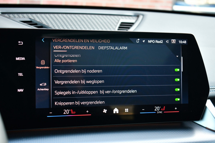 BMW X1 xDrive25e M-Sport Pano Trekh ACC 360 H/K HUD Massage E-zetels