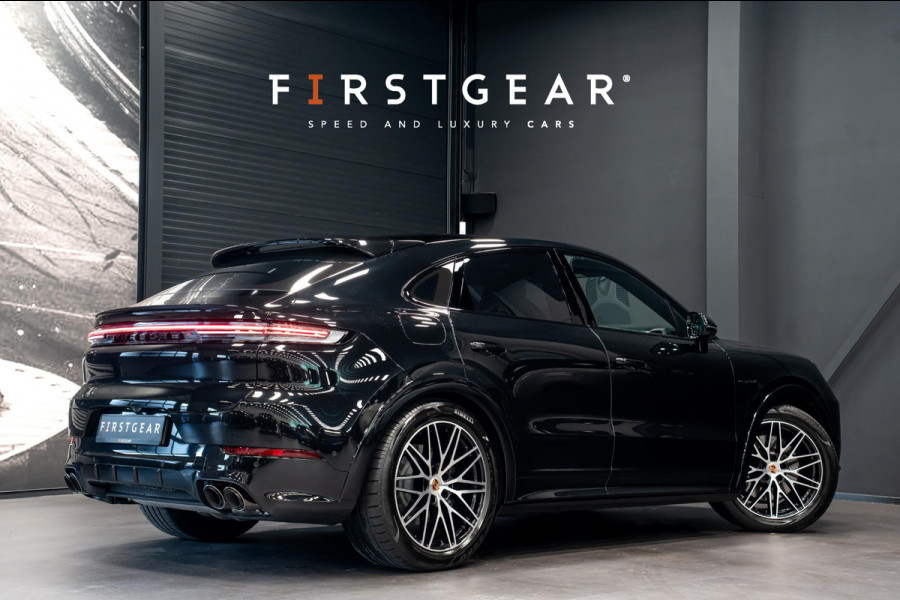 Porsche Cayenne Coupé 3.0 E-Hybrid Black Edition *BOSE / Panorama / Sport-Chrono / HUD / Keyless / Soft-close*