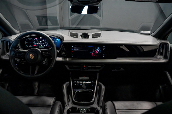 Porsche Cayenne Coupé 3.0 E-Hybrid Black Edition *BOSE / Panorama / Sport-Chrono / HUD / Keyless / Soft-close*