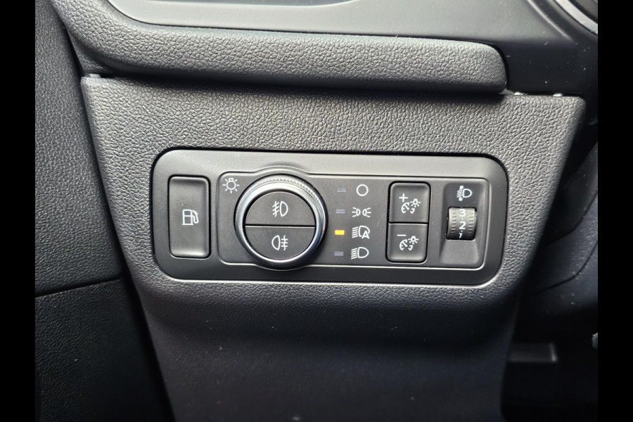 Ford Kuga 2.5 PHEV Titanium 225 pk | Stoelverwarming | Adaptive cruise control | Achteruitrijcamera | Automatisch inparkeren | Nette auto!