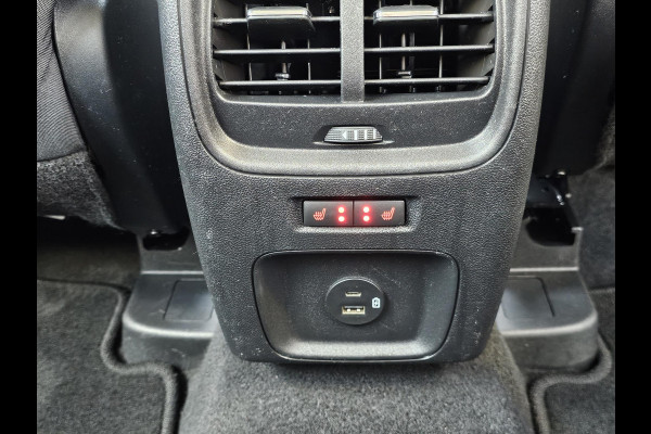 Ford Kuga 2.5 PHEV Titanium 225 pk | Stoelverwarming | Adaptive cruise control | Achteruitrijcamera | Automatisch inparkeren | Nette auto!