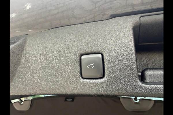 Ford Kuga 2.5 PHEV ST-Line X - Automaat - Navi - Climate - Elektrische klep