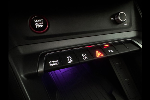 Audi RSQ3 Sportback 2.5 TFSI RS Pano|B&O|Trekhaak|360|Memory|Sfeer