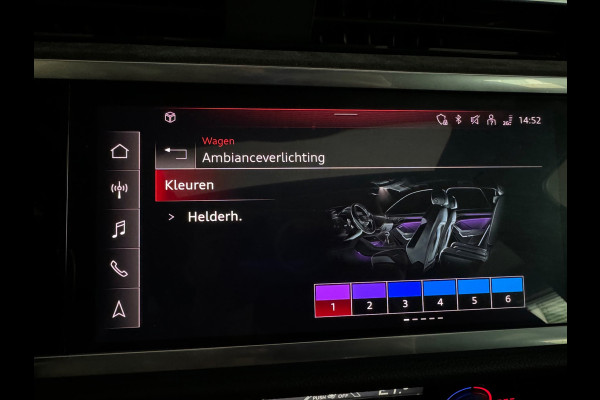 Audi RSQ3 Sportback 2.5 TFSI RS Pano|B&O|Trekhaak|360|Memory|Sfeer