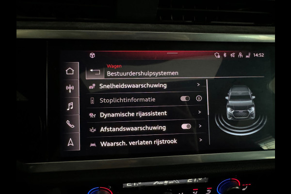 Audi RSQ3 Sportback 2.5 TFSI RS Pano|B&O|Trekhaak|360|Memory|Sfeer