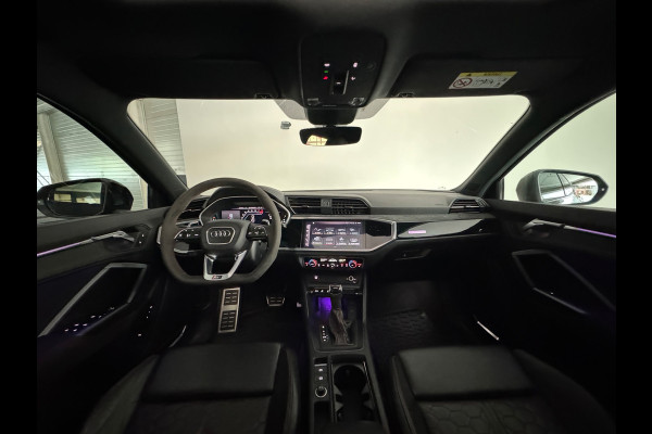 Audi RSQ3 Sportback 2.5 TFSI RS Pano|B&O|Trekhaak|360|Memory|Sfeer