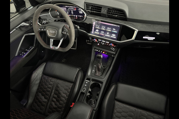 Audi RSQ3 Sportback 2.5 TFSI RS Pano|B&O|Trekhaak|360|Memory|Sfeer
