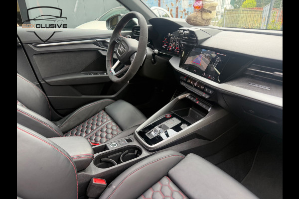 Audi RS3 2.5 TFSI RS 3 quattro PANO|CAMERA|B&O|ALCANTARA