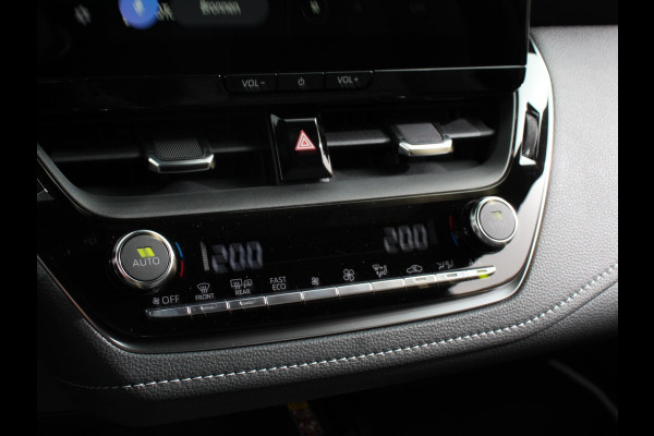 Toyota Corolla Touring Sports Automaat Hybrid 140 Active DEMO ! Camera Navigatie Apple Carplay/Android Auto Climate Control Parkeer sensoren Lichtmetalen Velgen