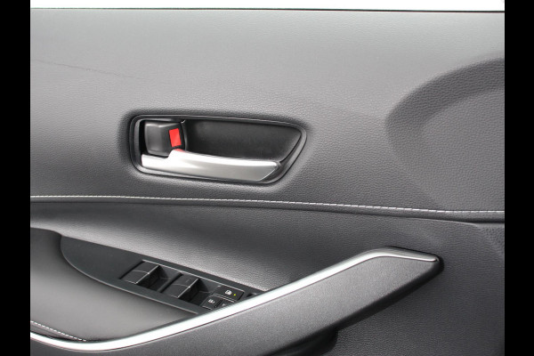 Toyota Corolla Touring Sports Automaat Hybrid 140 Active DEMO ! Camera Navigatie Apple Carplay/Android Auto Climate Control Parkeer sensoren Lichtmetalen Velgen