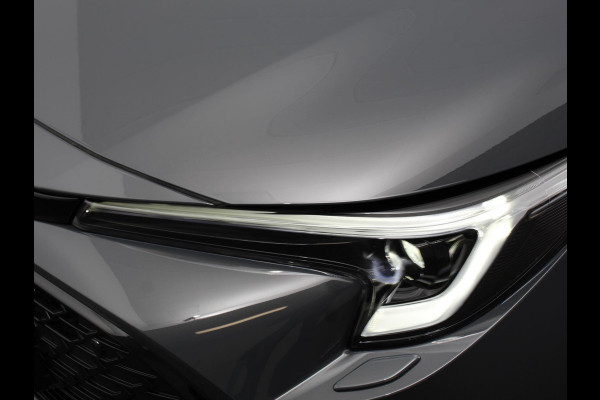 Toyota Corolla Touring Sports Automaat Hybrid 140 Active DEMO ! Camera Navigatie Apple Carplay/Android Auto Climate Control Parkeer sensoren Lichtmetalen Velgen