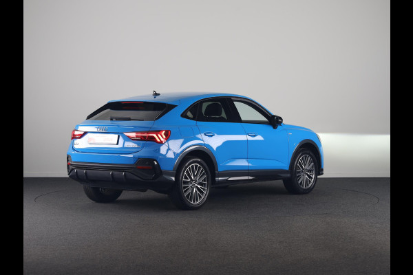 Audi Q3 Sportback 45 TFSI e S Edition 245pk | Navigatie | Elektrisch verstelbare voorstoelen | Sonos Audio | Adaptieve cruise controle | Stoelverwarming | S-line interieur