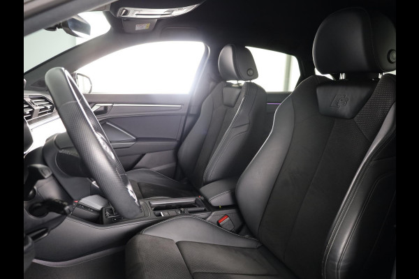 Audi Q3 Sportback 45 TFSI e S Edition 245pk | Navigatie | Elektrisch verstelbare voorstoelen | Sonos Audio | Adaptieve cruise controle | Stoelverwarming | S-line interieur