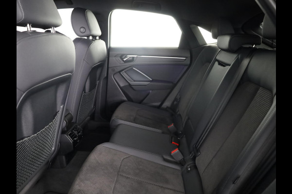 Audi Q3 Sportback 45 TFSI e S Edition 245pk | Navigatie | Elektrisch verstelbare voorstoelen | Sonos Audio | Adaptieve cruise controle | Stoelverwarming | S-line interieur