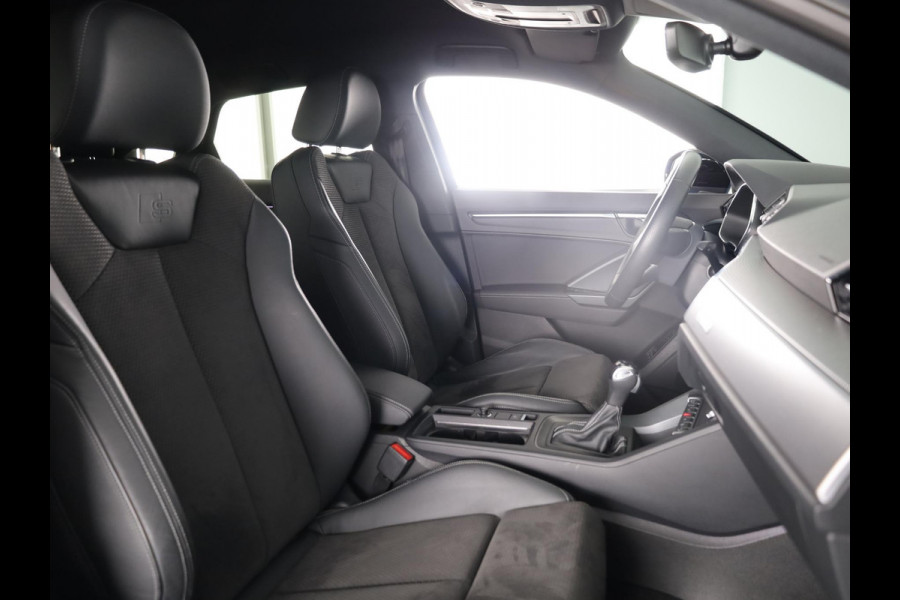 Audi Q3 Sportback 45 TFSI e S Edition 245pk | Navigatie | Elektrisch verstelbare voorstoelen | Sonos Audio | Adaptieve cruise controle | Stoelverwarming | S-line interieur