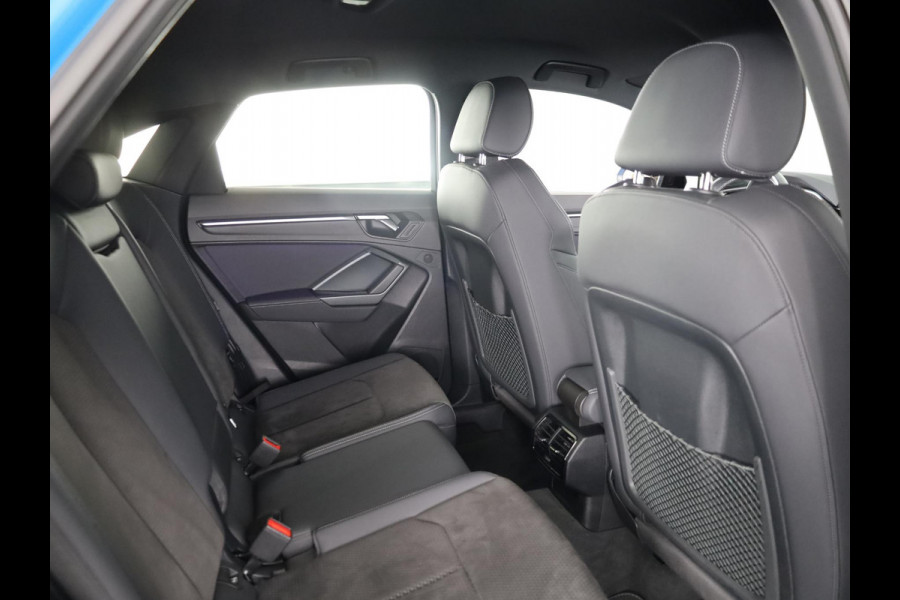 Audi Q3 Sportback 45 TFSI e S Edition 245pk | Navigatie | Elektrisch verstelbare voorstoelen | Sonos Audio | Adaptieve cruise controle | Stoelverwarming | S-line interieur