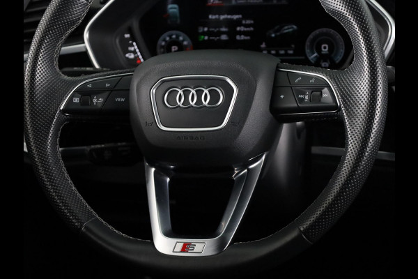 Audi Q3 Sportback 45 TFSI e S Edition 245pk | Navigatie | Elektrisch verstelbare voorstoelen | Sonos Audio | Adaptieve cruise controle | Stoelverwarming | S-line interieur