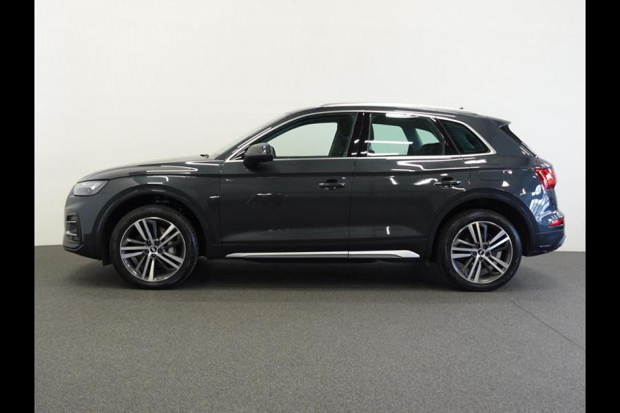 Audi Q5 50 TFSIe PHEV Pro Line Navigatie Apple Carplay/Android Auto Adaptive Cruise Control Parkeersensoren Camera Elektrische achterklep LED Stoelverwarming