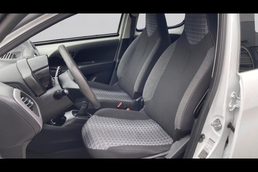 Peugeot 108 1.0 e-VTi 73pk Active | Airco | 4-deurs | DAB