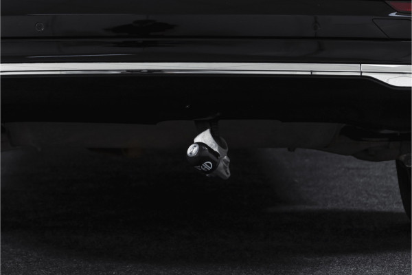 Volvo XC60 2.0 Recharge T6 AWD Business Pro | S/K Panodak | Elek. Trekhaak | Dig.Cockpit | Adapt.Cruise | Stoel-+Stuurverw. | Camera | PDC | NAV+App.Connect | Auto.Airco | LM 18" |