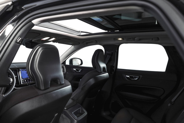 Volvo XC60 2.0 Recharge T6 AWD Business Pro | S/K Panodak | Elek. Trekhaak | Dig.Cockpit | Adapt.Cruise | Stoel-+Stuurverw. | Camera | PDC | NAV+App.Connect | Auto.Airco | LM 18" |