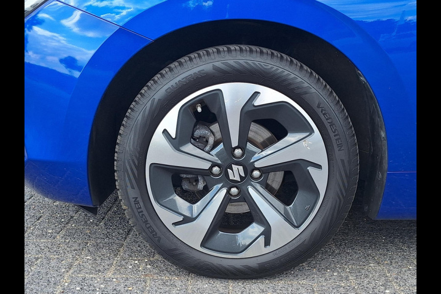 Suzuki Swift 1.2 Style | Navi | Adaptive Cruise | LED |  Climate | Camera | Blindspot | Two-Tone |
