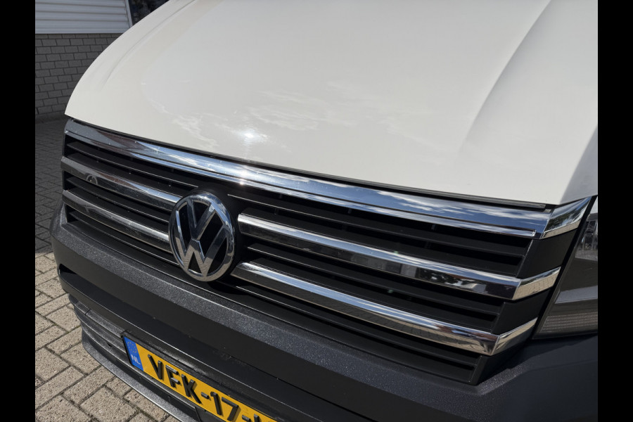 Volkswagen Crafter 35 2.0 TDI 177pk L3H3 ( L2H2 ) Comfortline / vaste prijs rijklaar € 23.950 ex btw / euro 6 / lease vanaf € 391 / dubbele schuifdeur / ramen rondom / airco / cruise / navi / camera !