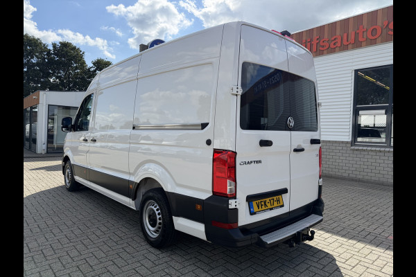 Volkswagen Crafter 35 2.0 TDI 177pk L3H3 ( L2H2 ) Comfortline / vaste prijs rijklaar € 23.950 ex btw / euro 6 / lease vanaf € 391 / dubbele schuifdeur / ramen rondom / airco / cruise / navi / camera !