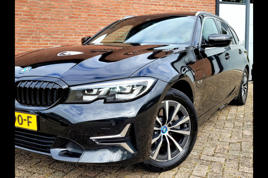 BMW 3 Serie Touring 320e Pano 360-Cam Tr.haak, 98% SOH (BTW-auto)