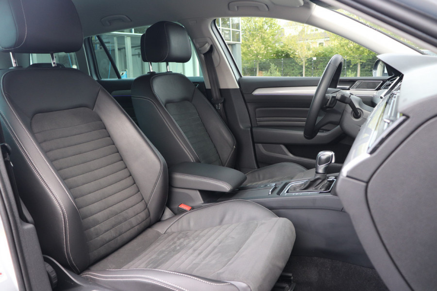 Volkswagen Passat 1.4 TSI PHEV GTE IQ LED Trekhaak Virtual Leder