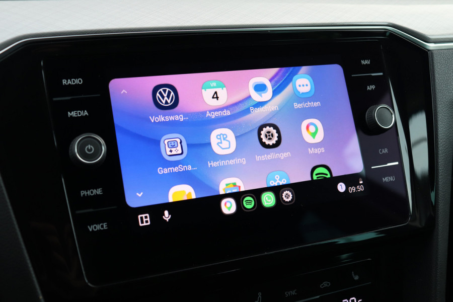 Volkswagen Passat 1.4 TSI PHEV GTE IQ LED Trekhaak Virtual Leder