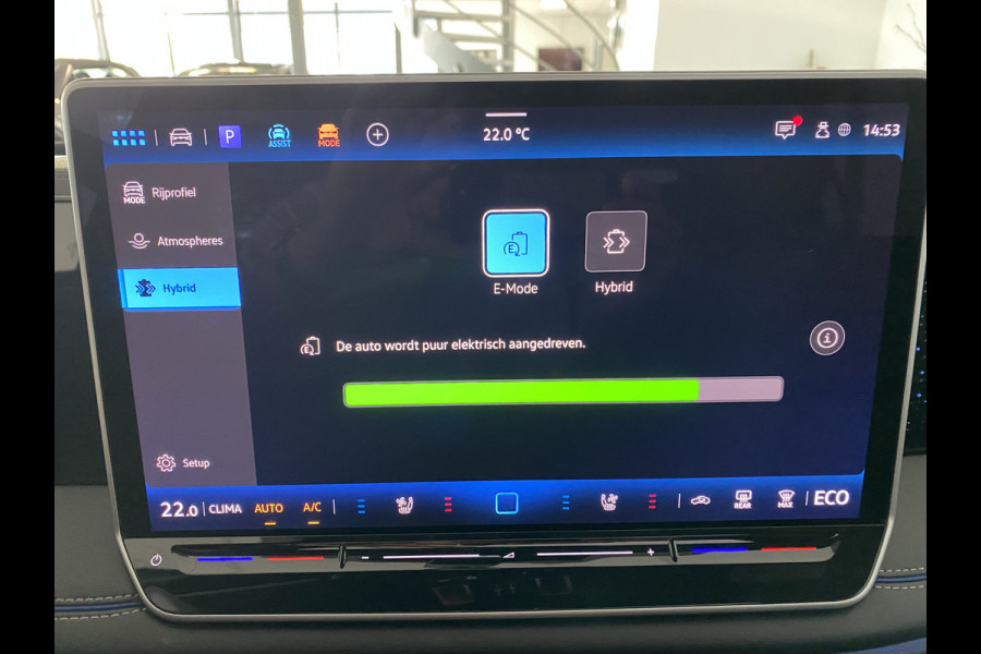 Volkswagen Tiguan 1.5 eHybrid R-Line Edition 272 PK Black-Style Panoramadak / Headup / Dynamic Light / harman-kardon / Trekhaak/ Leer / Massage stoelen
