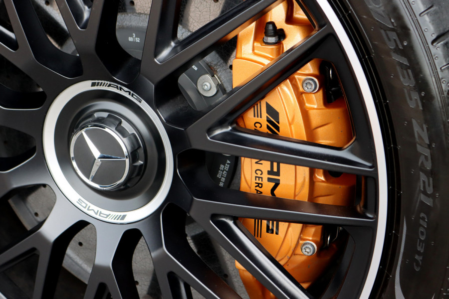 Mercedes-Benz SL-Klasse Roadster AMG 63 S E Performance | 816 pk | Keramisch | Lift | Carbon | Achterasbesturing | AMG Dynamic Plus-Pakket | Distronic+ | Multicontourstoelen | HUD | Burmester | Airscarf |