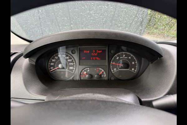 Peugeot Boxer 2.0 BlueHDI 131 PK EURO 6 / PICK UP / 7-PERS DUBBELE CABINE / AIRCO / TREKHAAK / 2500 KG AHG