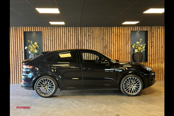 Porsche Cayenne Coupé 3.0 / Sport chrono / HUD / Sportuitlaat / Bose / Trekhaak / Memory / Stoelventilatie / Pano