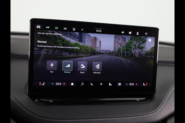 Škoda Enyaq Coupé Sportline 204 pk | Elektrisch verstelbare voorstoel met geheugen | Panoramadak | Parkeercamera | Dode hoek detectie