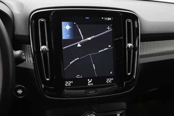 Volvo XC40 1.5 T5 262 PK Recharge R-Design PHEV, Trekhaak, Panoramadak, H/K Sound, Keyless, Adap. Cruise Control