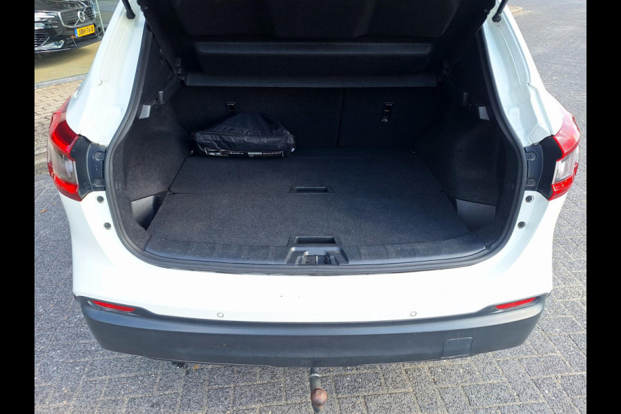 Nissan QASHQAI 1.2 Tekna + | Pano | Trekhaak | NAP | Leder | 360Cam | Navi | Climate | LED | Onderhoudshistorie |