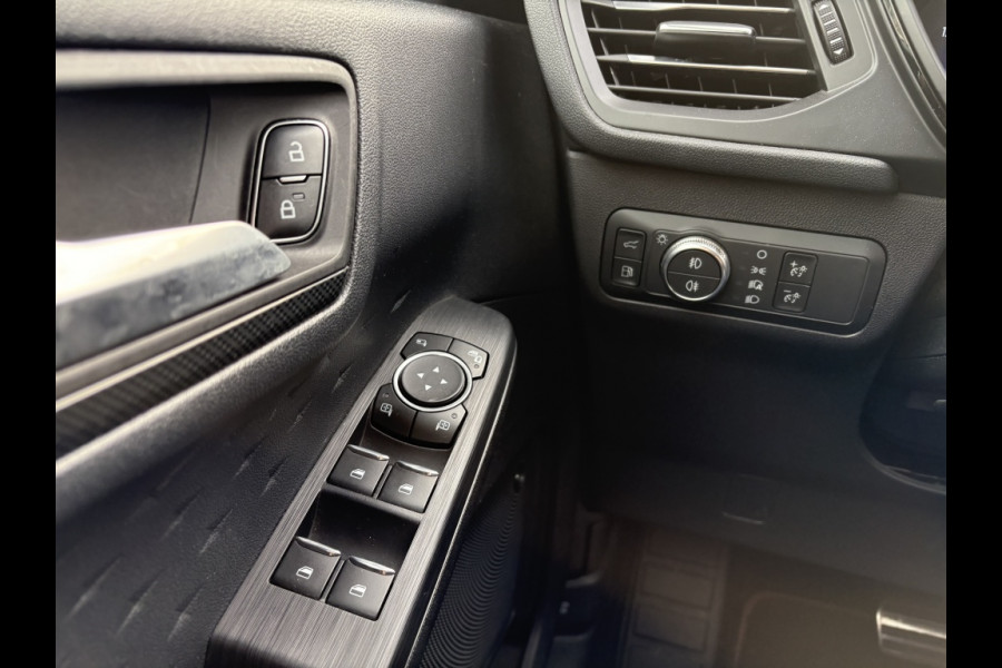 Ford Kuga 2.5 PHEV ST-Line X