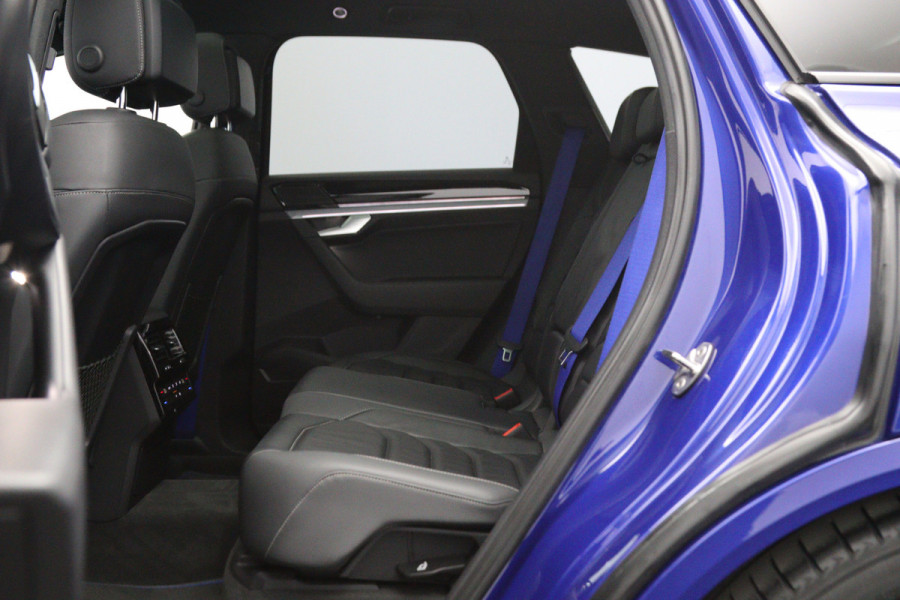Volkswagen Touareg 3.0 TSi eHybrid 4MOTION R 462 PK PHEV, Panoramadak, Leder, Memory, Head-Up