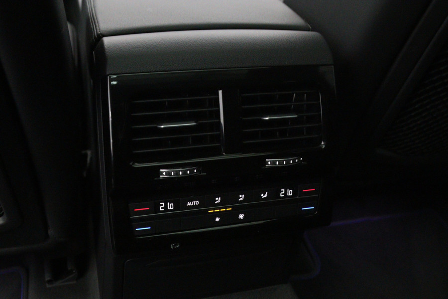 Volkswagen Touareg 3.0 TSi eHybrid 4MOTION R 462 PK PHEV, Panoramadak, Leder, Memory, Head-Up