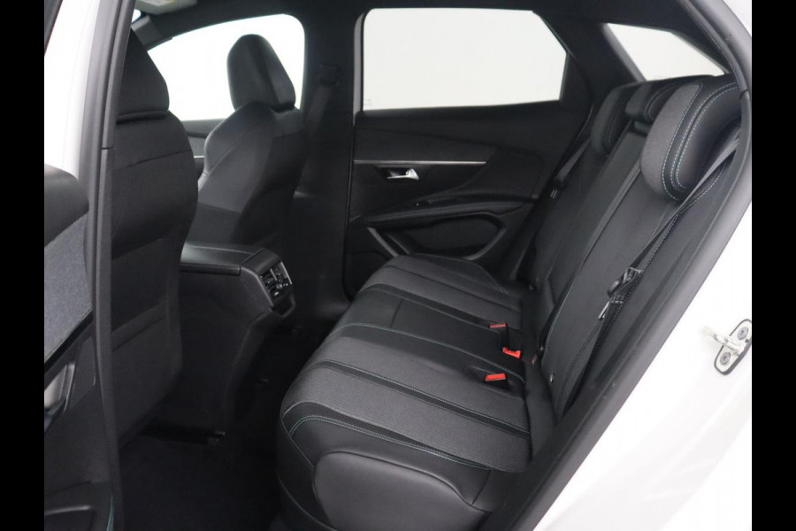 Peugeot 3008 1.6 HYbrid 225 Allure | SOH 97,8% | Half leder | Cruise control | Camera | Park assist | Carplay | Climate control | Full LED
