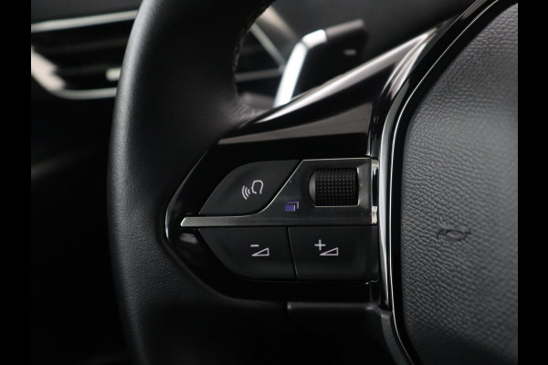 Peugeot 3008 1.6 HYbrid 225 Allure | SOH 97,8% | Half leder | Cruise control | Camera | Park assist | Carplay | Climate control | Full LED